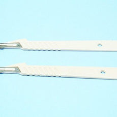 C & A Scientific SCALPEL #11 w/PLASTIC HANDLE - S3336-11